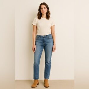 EUC GAP 1969 Light Blue Mid-rise Real Straight Leg Women's Jeans Sz 30 R